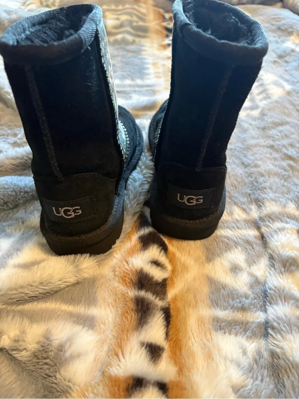 UGG Kids Black Boots with Iridescent Star Shaft
